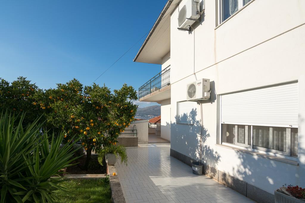 Apartments Marina Trogir Exterior photo