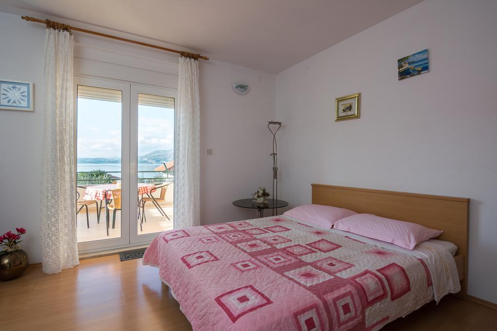 Apartments Marina Trogir Exterior photo